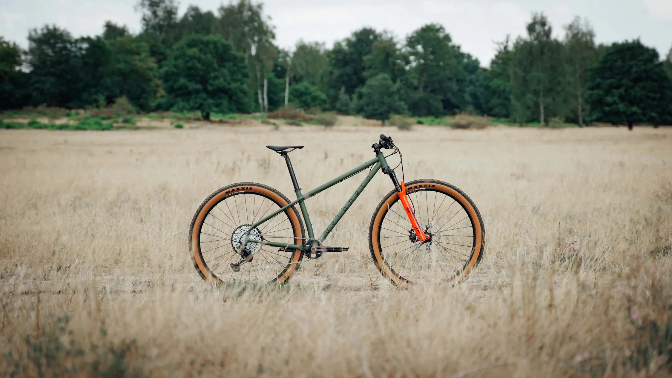 veloheld.iron Olive green