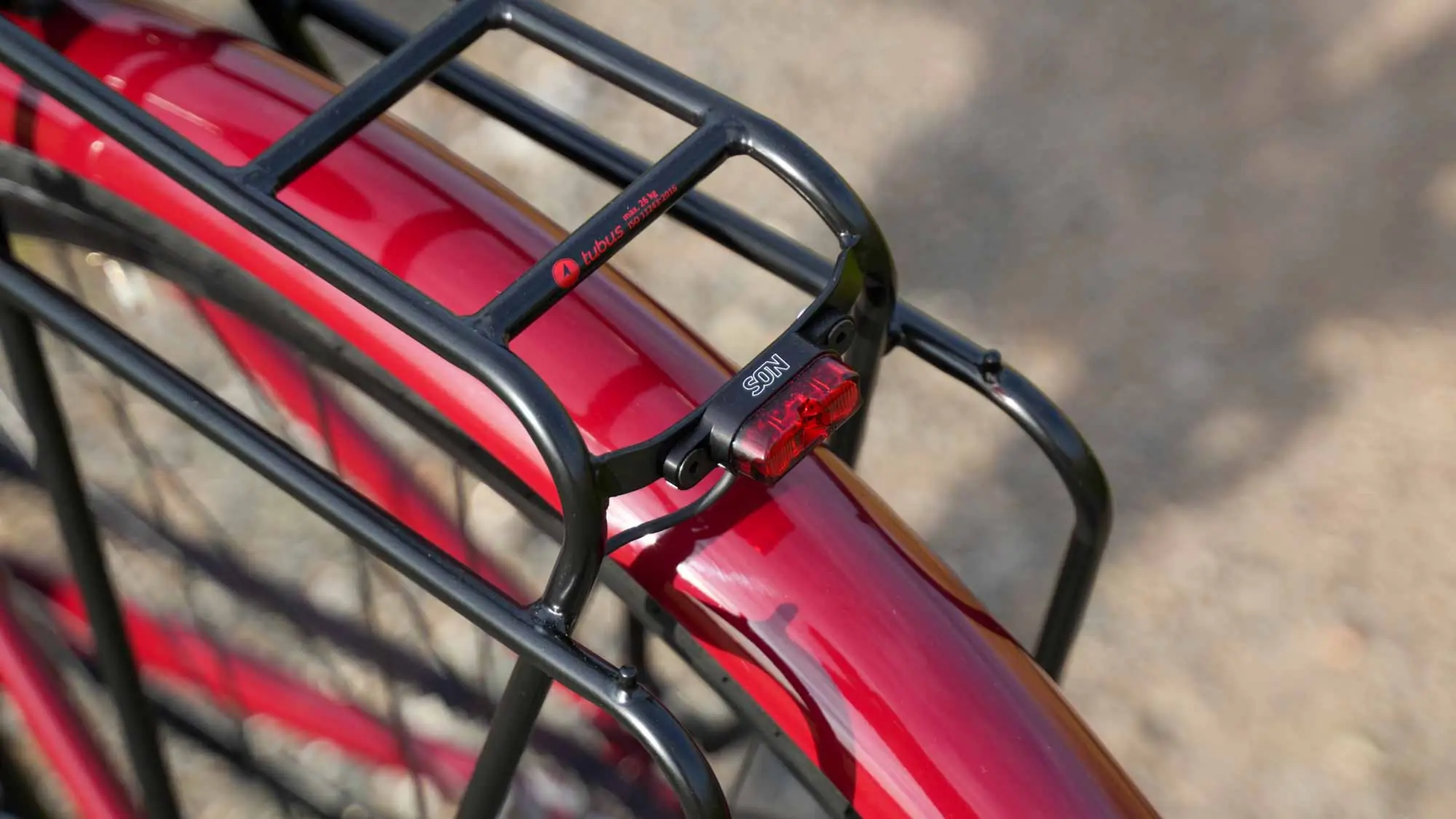 veloheld.farway pinion Tour - wine red - Luggage rack