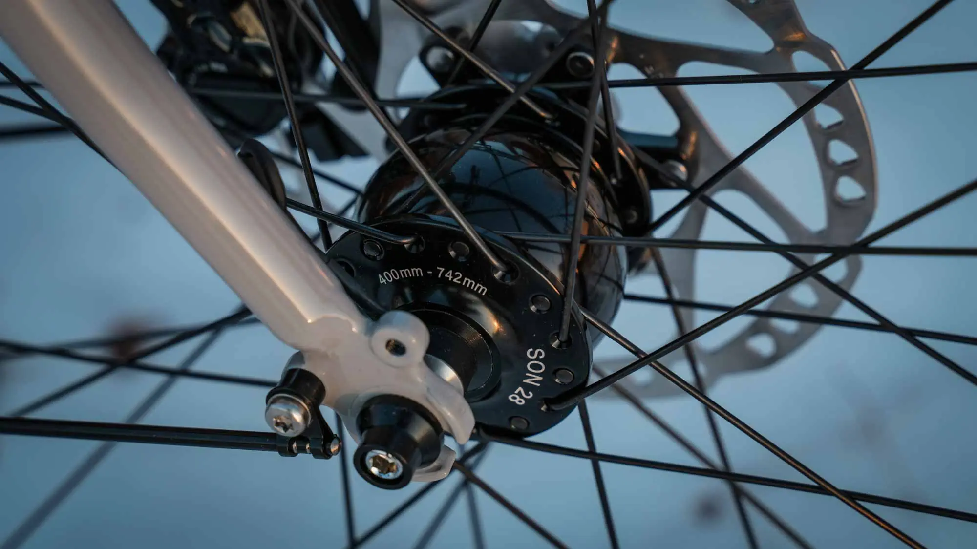 veloheld.lane in gray with Rohloff hub